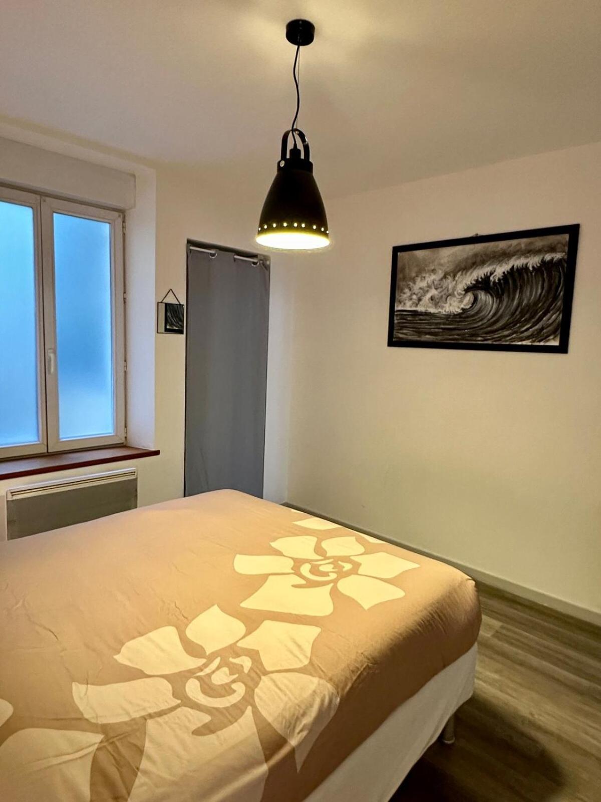 Appartement Calme Au Coeur De La Ville Лон-льо-Соние Екстериор снимка
